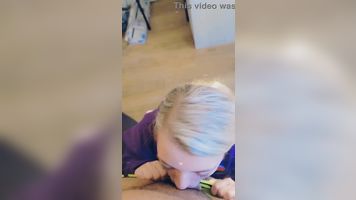 getting head from my neighbors cutie 19yo d. in my apartment